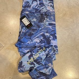 💟NWT Peloton  XXL high waist onion marble capri pants